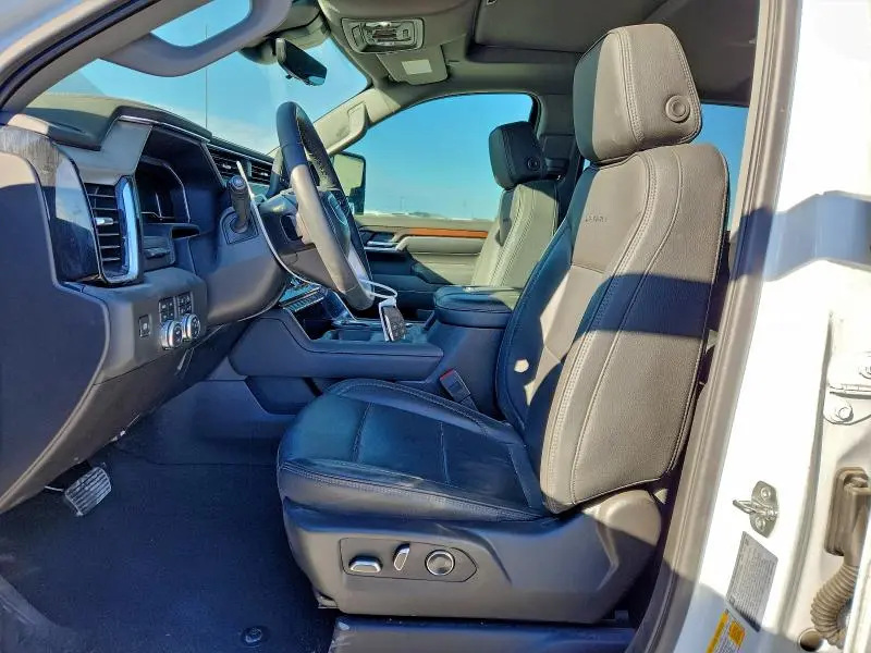 2025 GMC SIERRA K3500 DENALI  