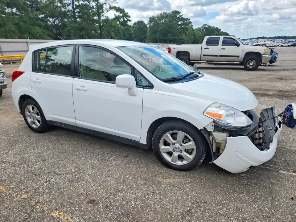 2012 NISSAN VERSA 1.8 S  