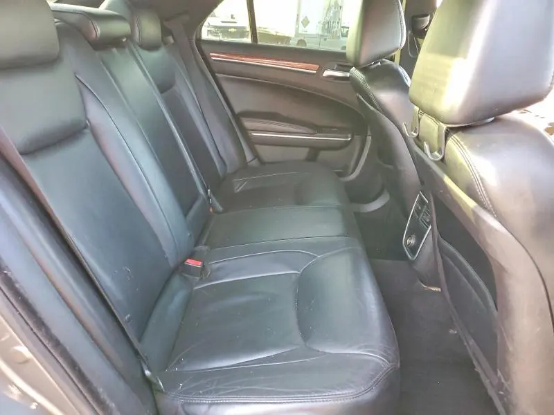2012 CHRYSLER 300 LIMITED  