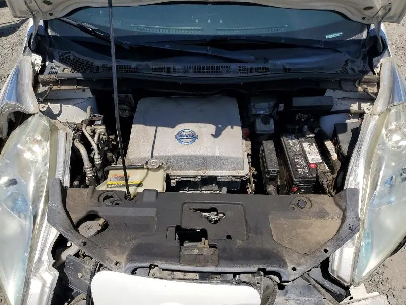 2013 NISSAN LEAF S  