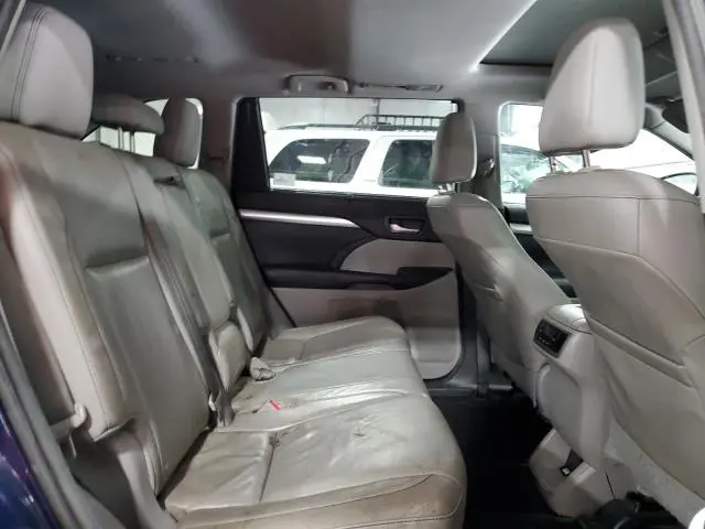 2014 TOYOTA HIGHLANDER XLE  
