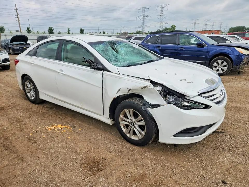 2014 HYUNDAI SONATA GLS  
