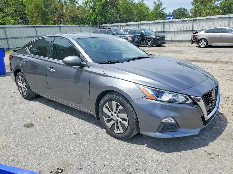 2021 NISSAN ALTIMA S  