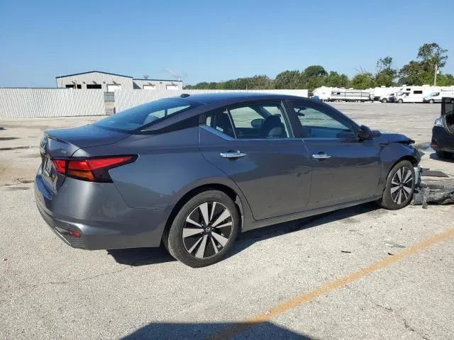 2021 NISSAN ALTIMA SV