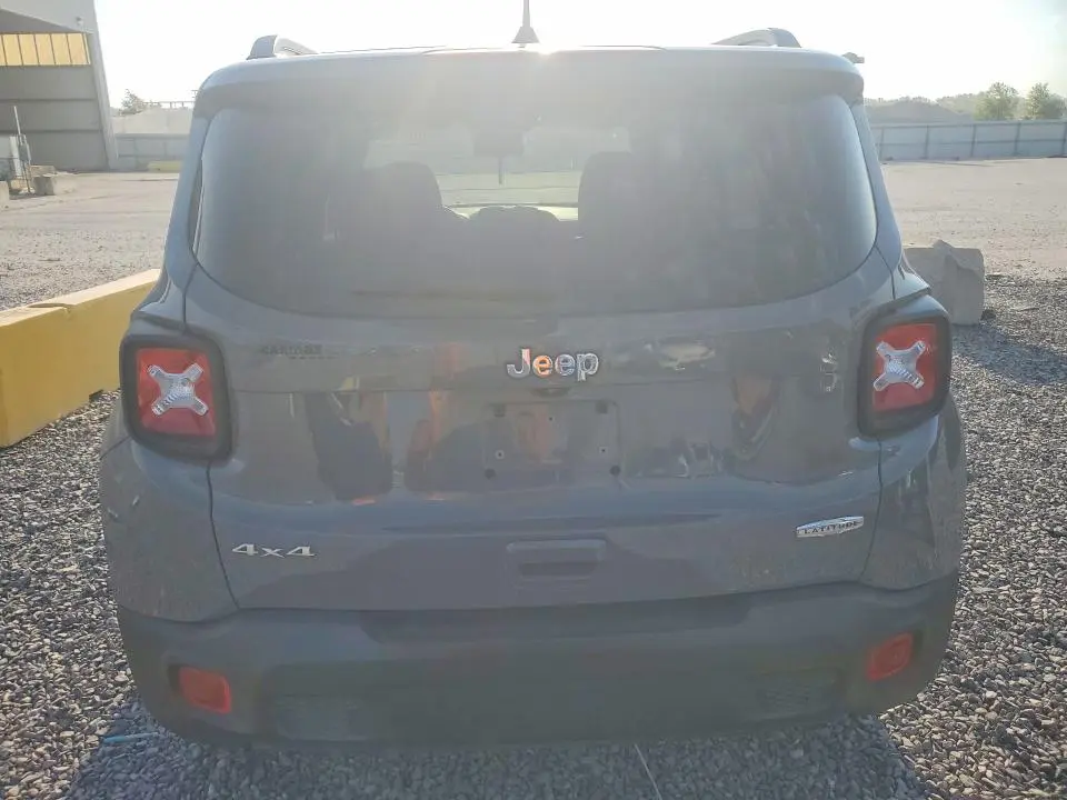 2022 JEEP RENEGADE LATITUDE  