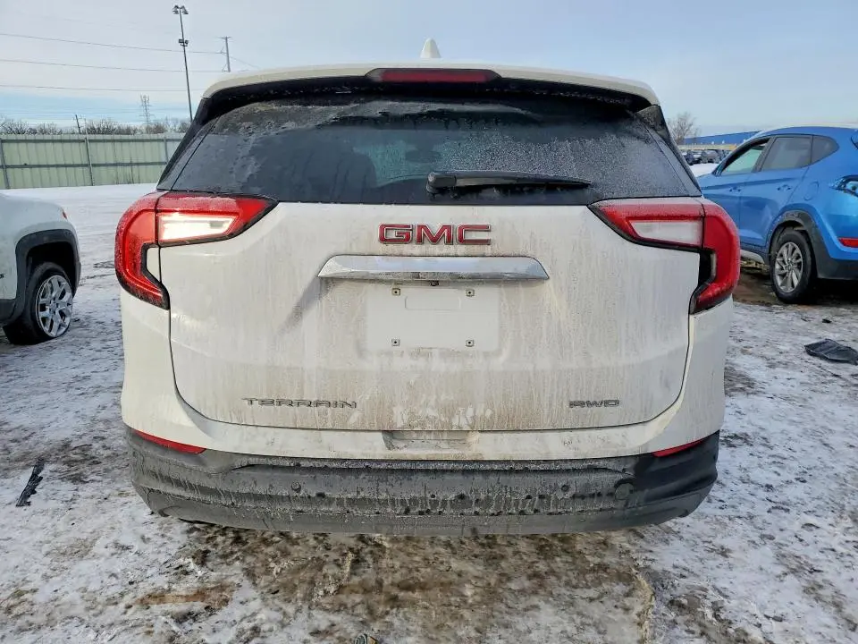 2022 GMC TERRAIN SLE  