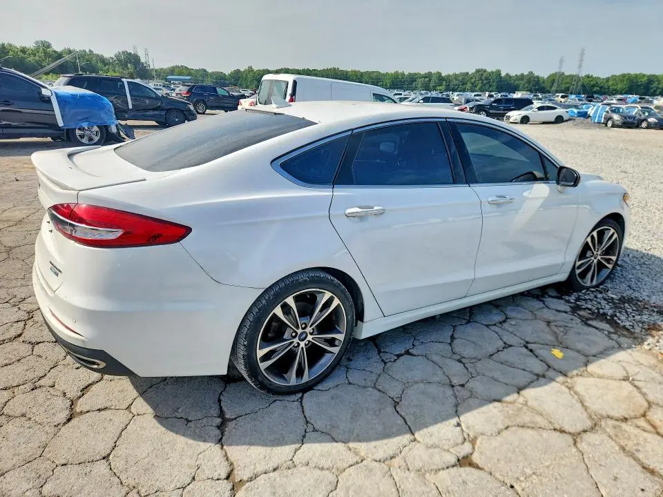2020 FORD FUSION TITANIUM  