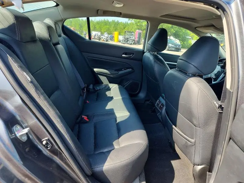 2023 NISSAN ALTIMA SL  
