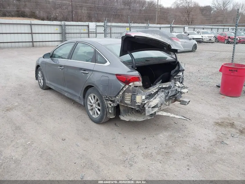 2019 HYUNDAI SONATA SE