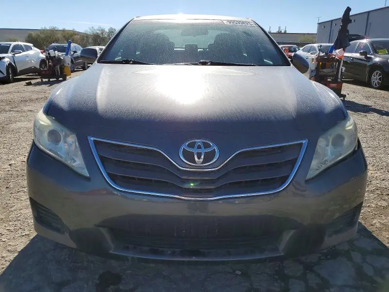 2011 TOYOTA CAMRY BASE  