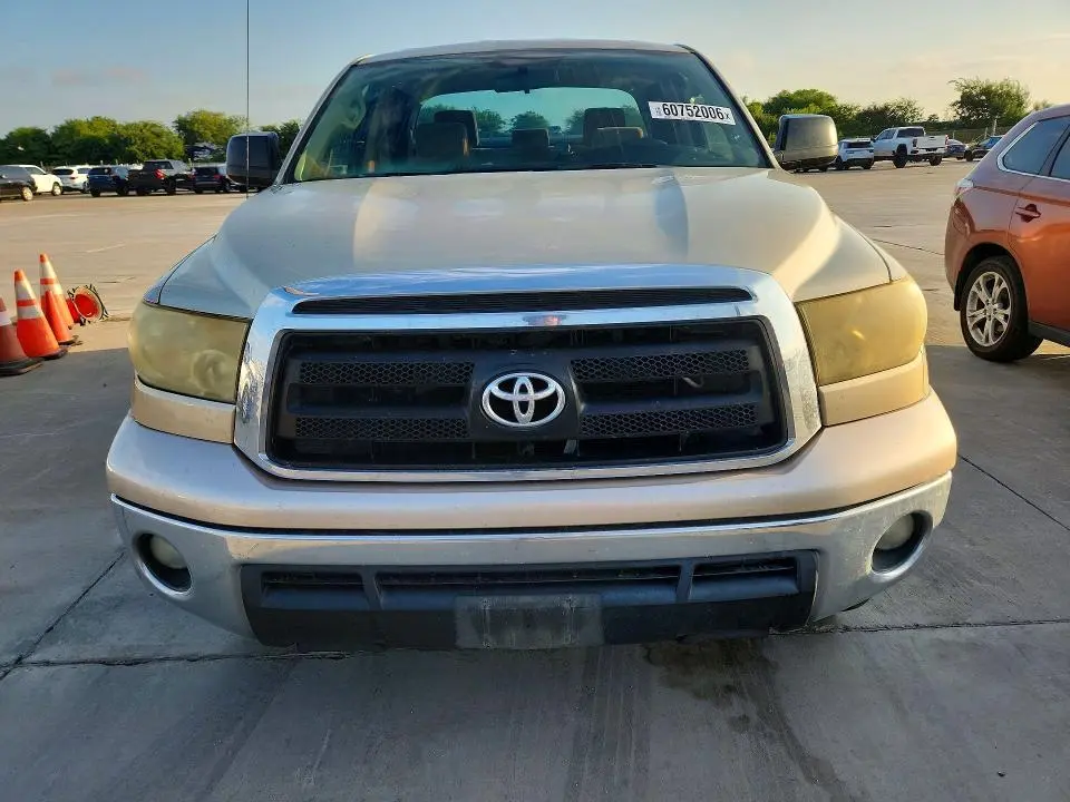 2010 TOYOTA TUNDRA DOUBLE CAB SR5  