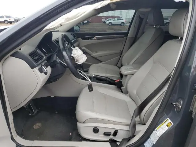 2017 VOLKSWAGEN PASSAT R-LINE  