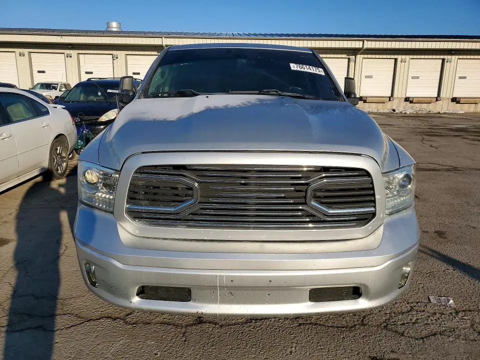 2016 RAM 1500 LARAMIE  