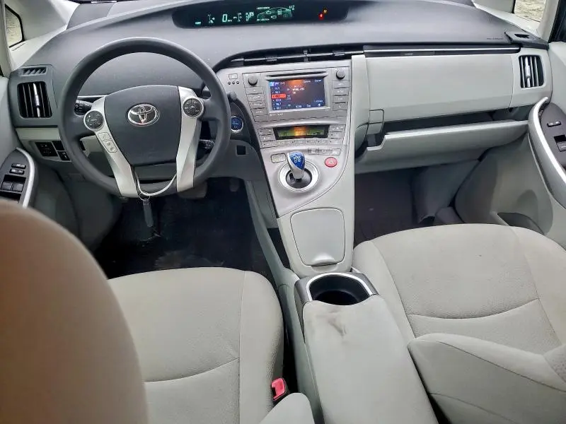 2013 TOYOTA PRIUS   