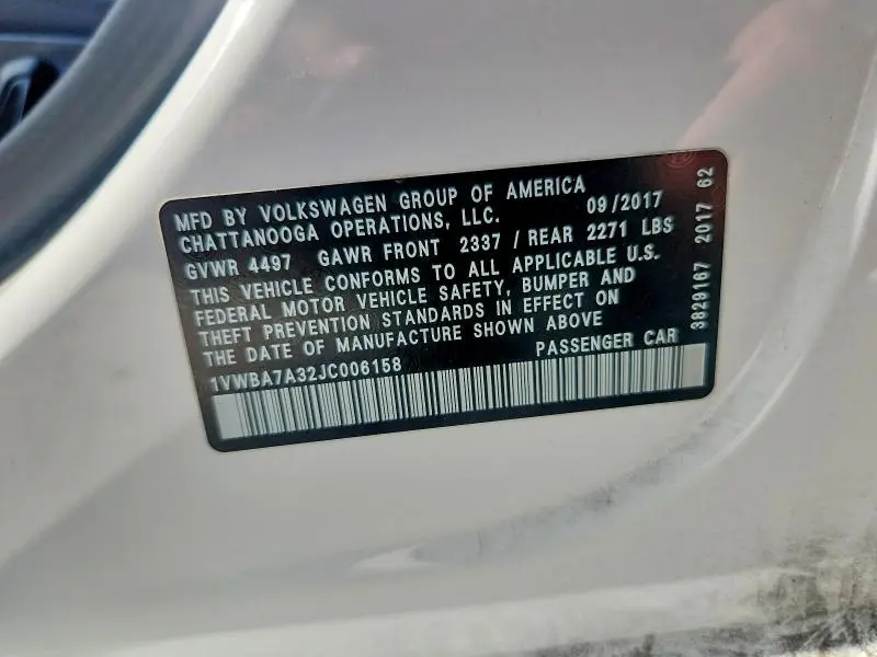 2018 VOLKSWAGEN PASSAT SE  