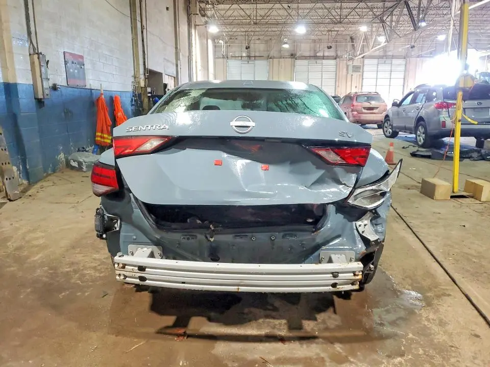 2024 NISSAN SENTRA SV  