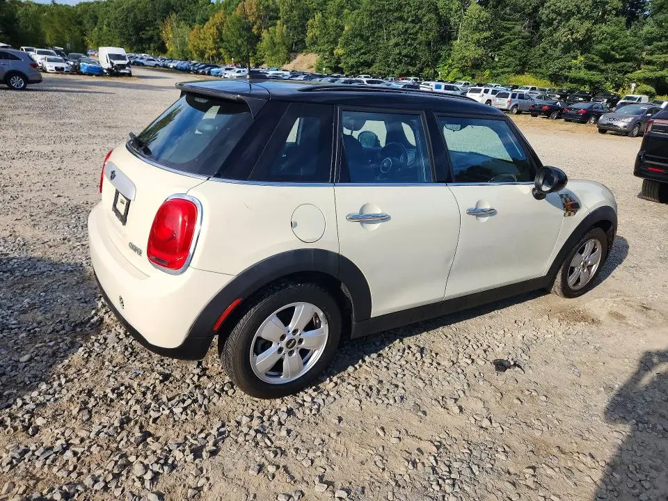 2015 MINI COOPER   