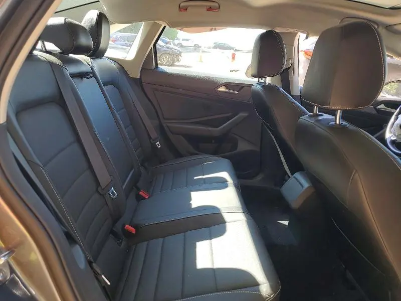 2022 VOLKSWAGEN JETTA SE  