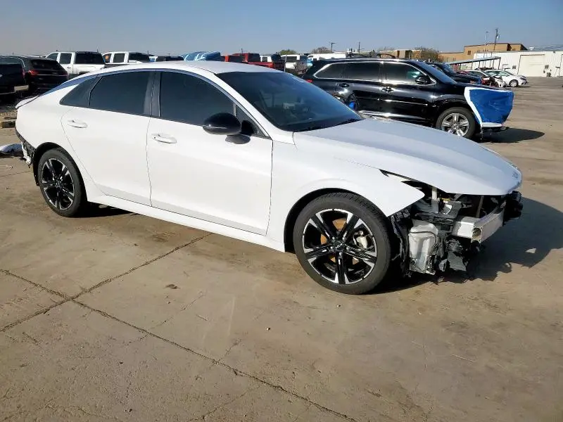 2022 KIA K5 GT LINE