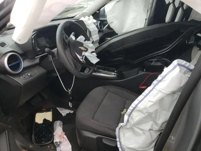 2025 CHEVROLET TRAX LS  
