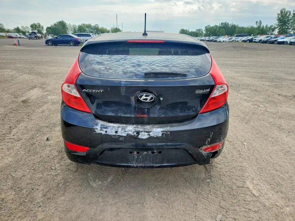 2012 HYUNDAI ACCENT GS  