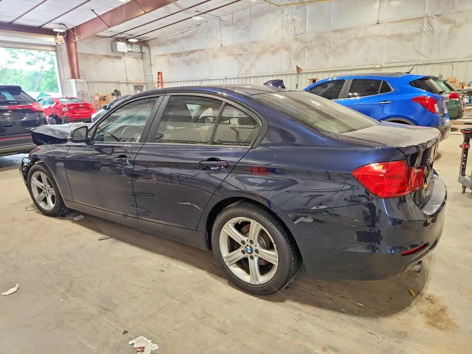 2013 BMW 320 I XDRIVE  
