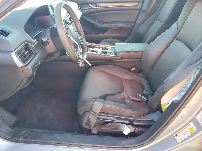2020 HONDA ACCORD LX  