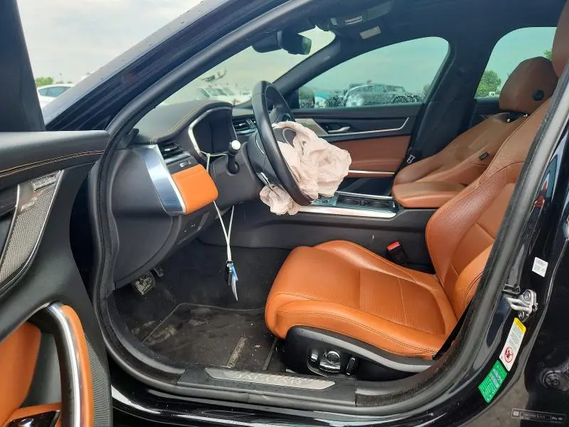 2021 JAGUAR XF R-DYNAMIC SE  