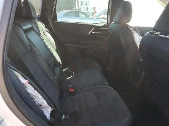 2022 MITSUBISHI OUTLANDER SE  