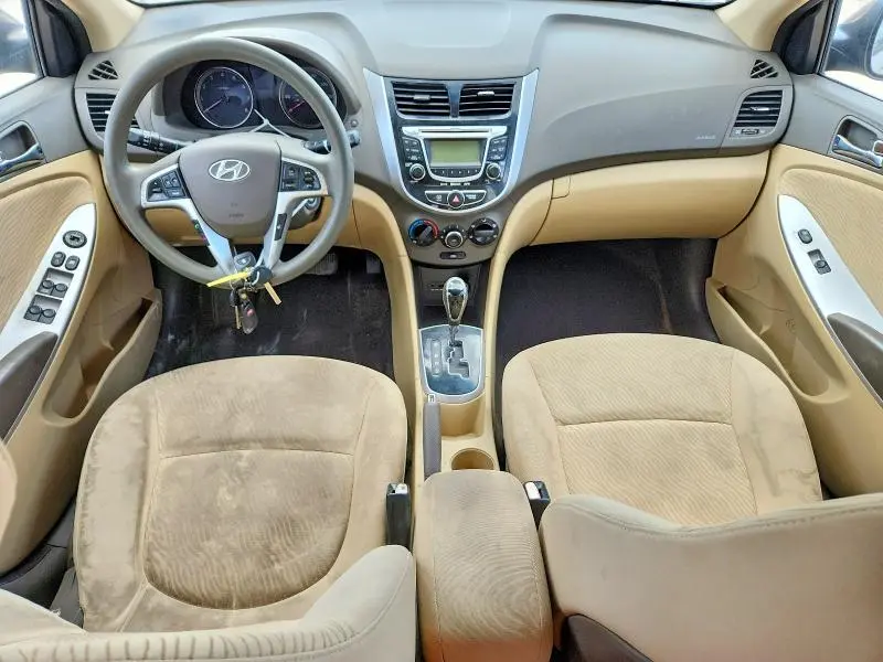 2012 HYUNDAI ACCENT GLS  
