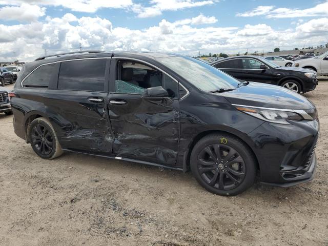 2023 TOYOTA SIENNA XSE