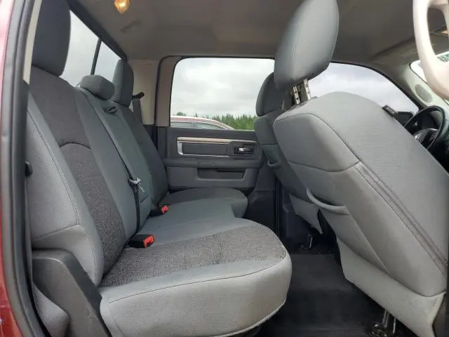2016 RAM 1500 SLT  