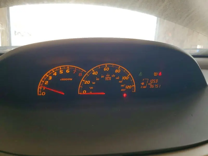 2010 TOYOTA YARIS BASE  