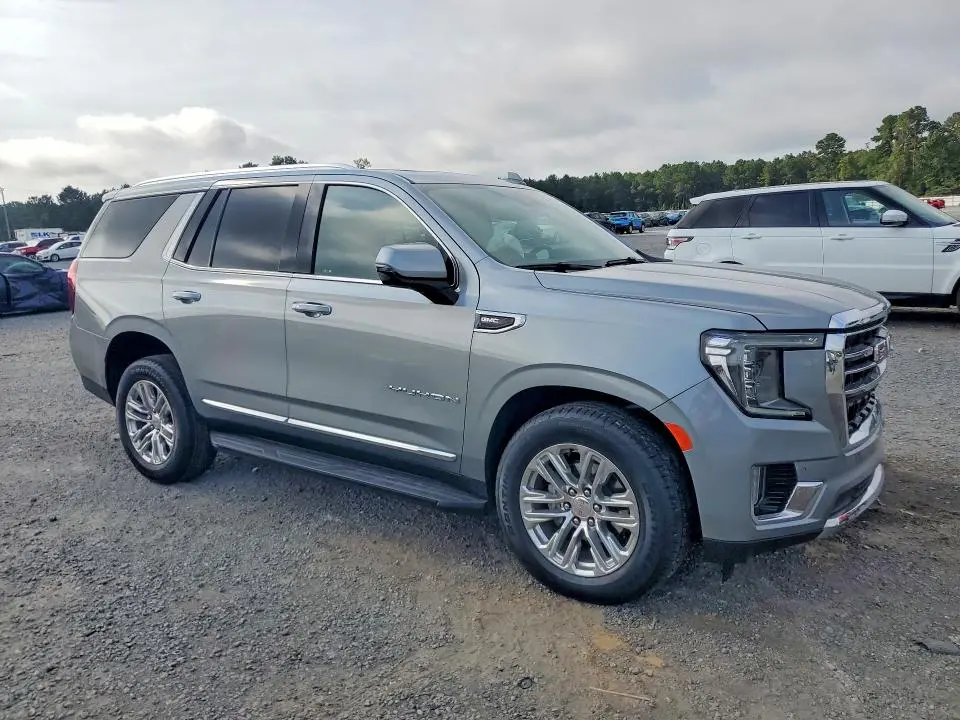 2024 GMC YUKON SLT  