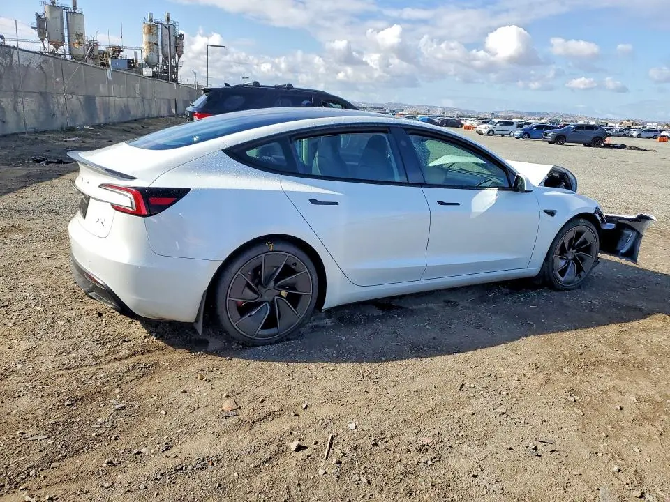 2026 TESLA MODEL 3   