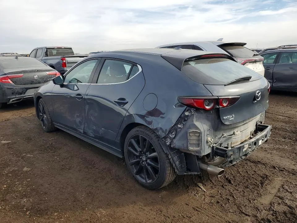 2021 MAZDA 3 PREMIUM  