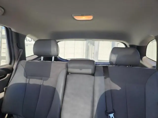 2010 HYUNDAI SANTA FE SE  