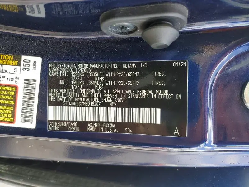 2021 TOYOTA SIENNA XLE  