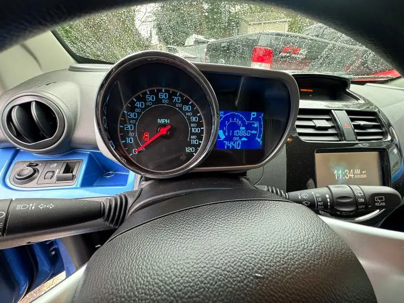 2015 CHEVROLET SPARK 1LT  