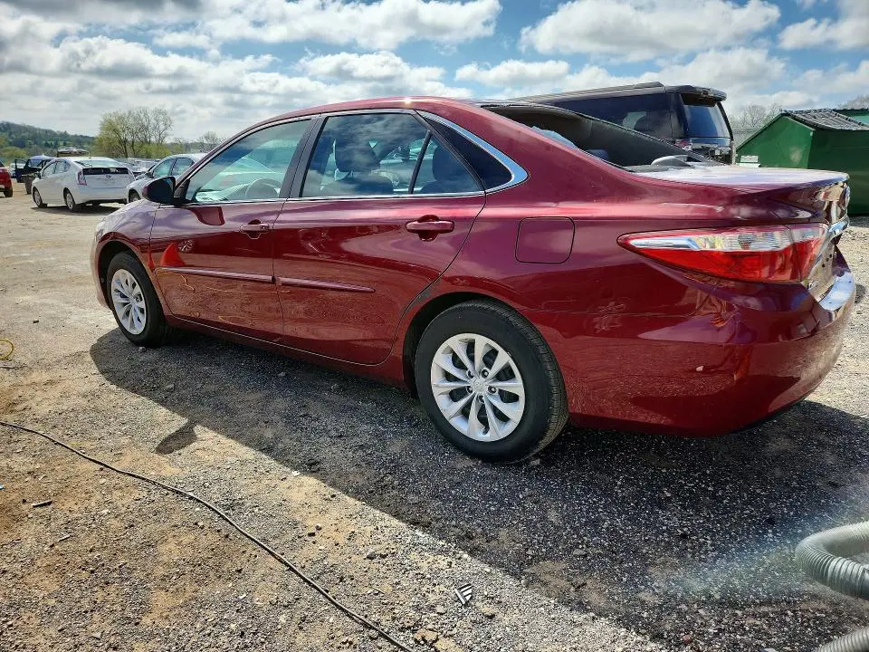 2017 TOYOTA CAMRY LE  