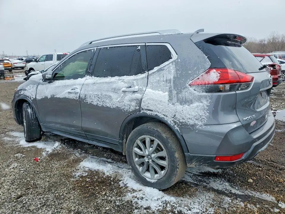 2017 NISSAN ROGUE SV  