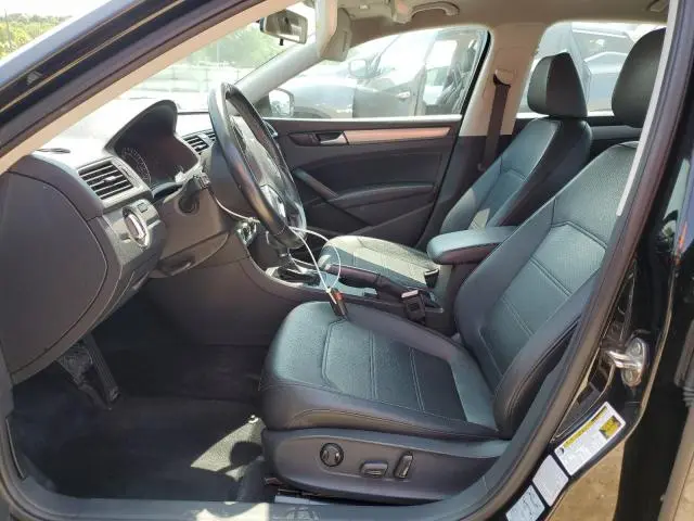 2015 VOLKSWAGEN PASSAT S  