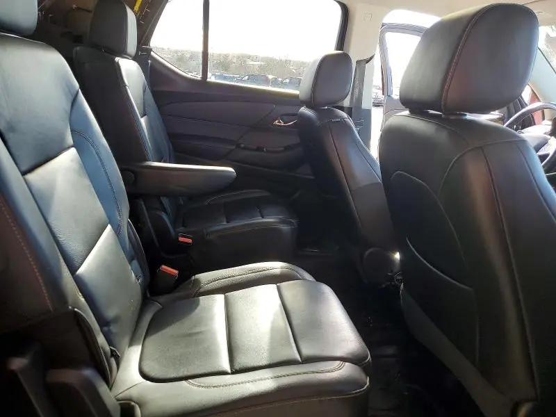 2020 CHEVROLET TRAVERSE LT  