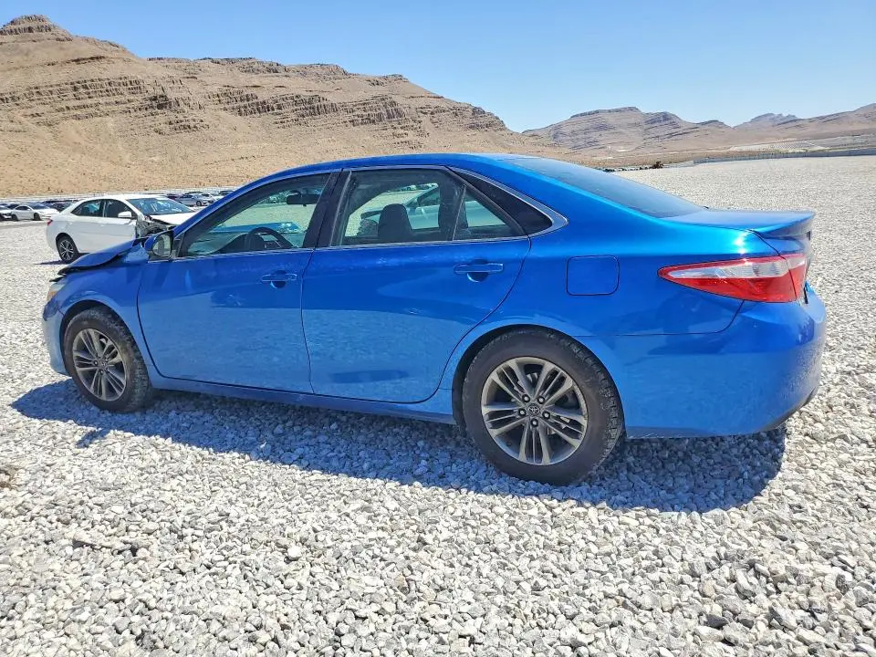 2017 TOYOTA CAMRY SE  
