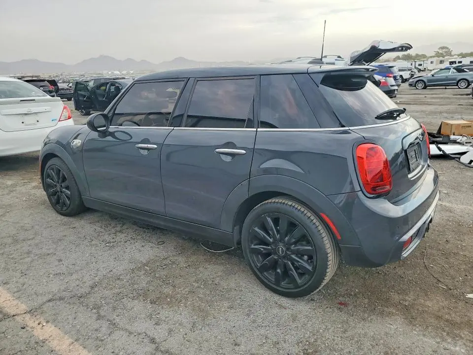 2019 MINI COOPER S  