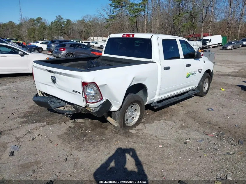 2022 RAM 1500 CLASSIC TRADESMAN  4X4 5'7 BOX