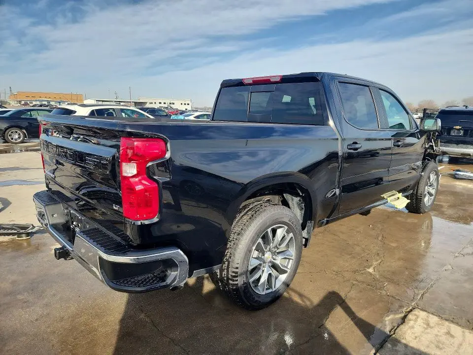 2026 CHEVROLET SILVERADO C1500 LT  