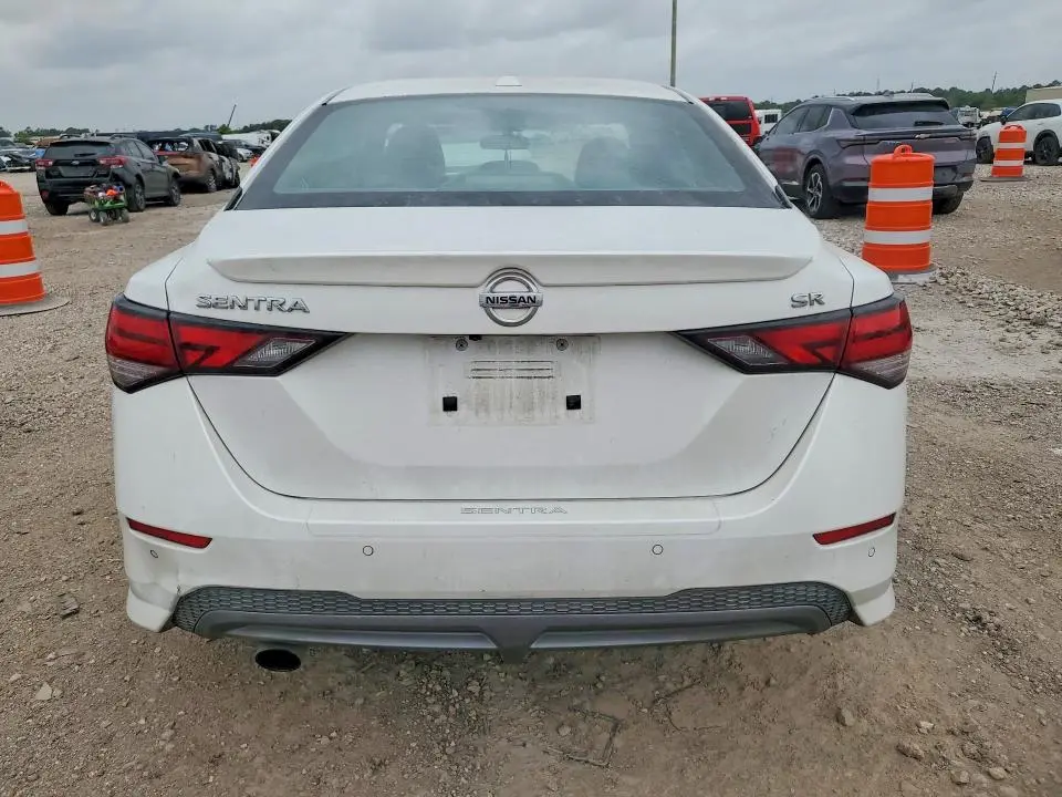 2022 NISSAN SENTRA SR  