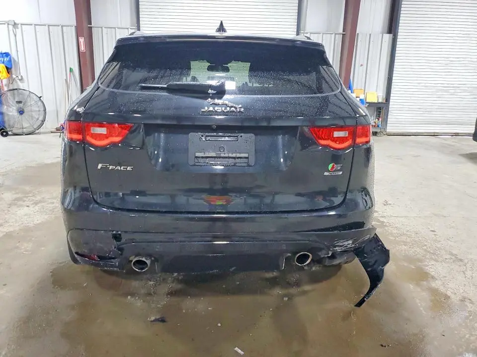 2018 JAGUAR F-PACE S  