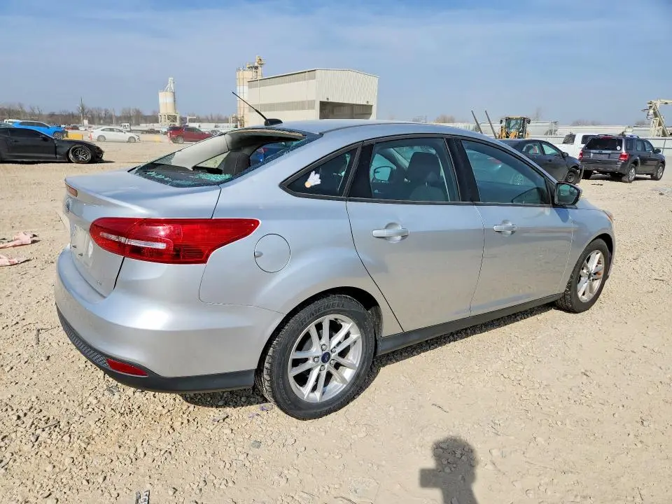 2018 FORD FOCUS SE  